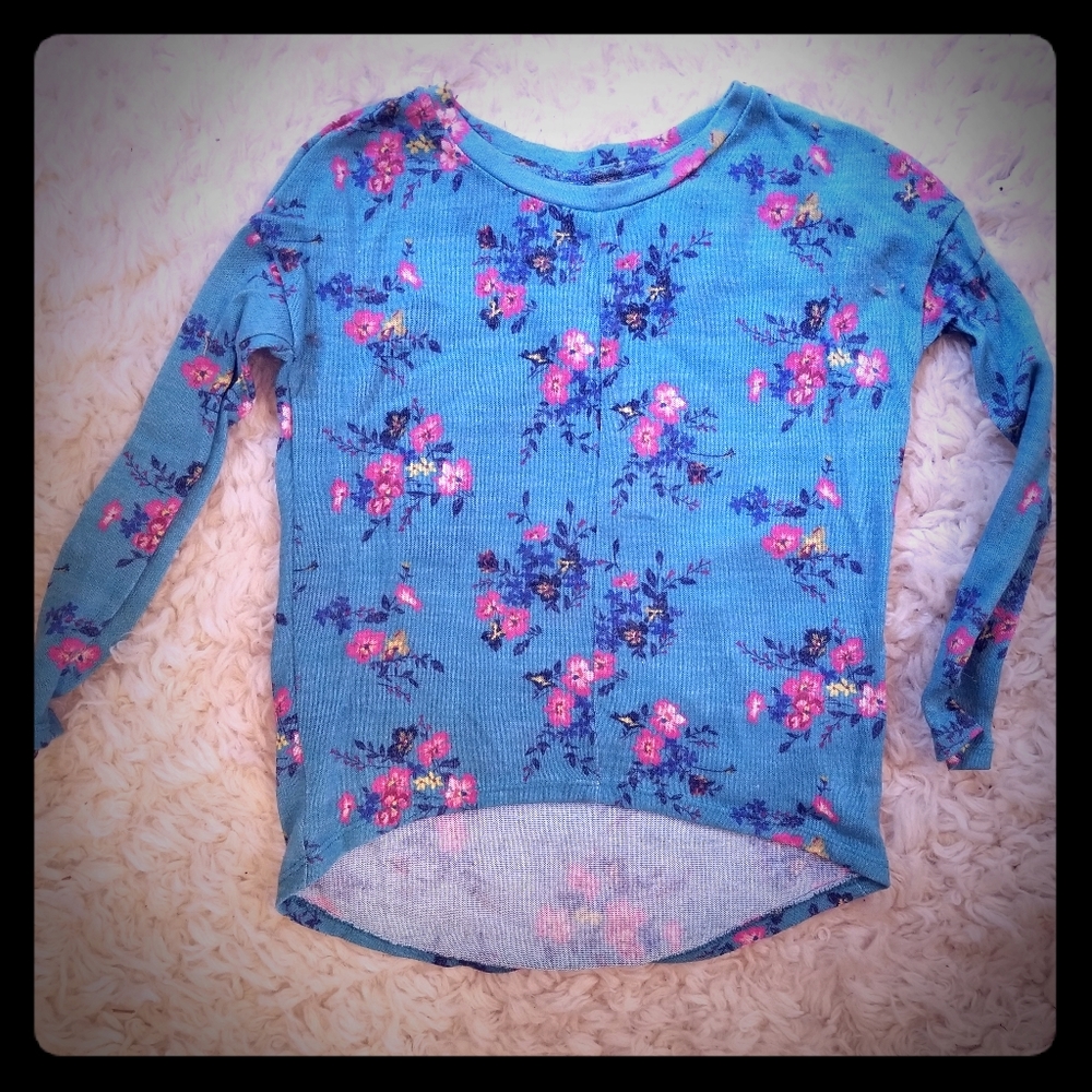 Girls long-sleeve asymmetrical floral top
